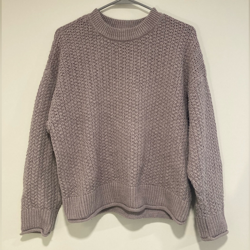 Universal Thread Lavender Lightweight Knit Sweater